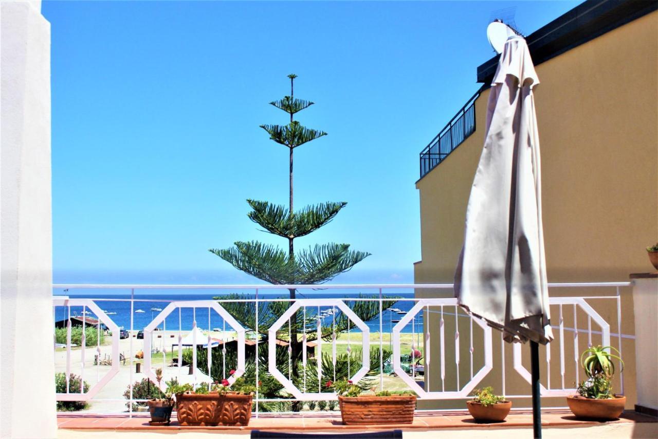 Ferienwohnung Una Araucaria Sul Mare San Giorgio  Exterior foto